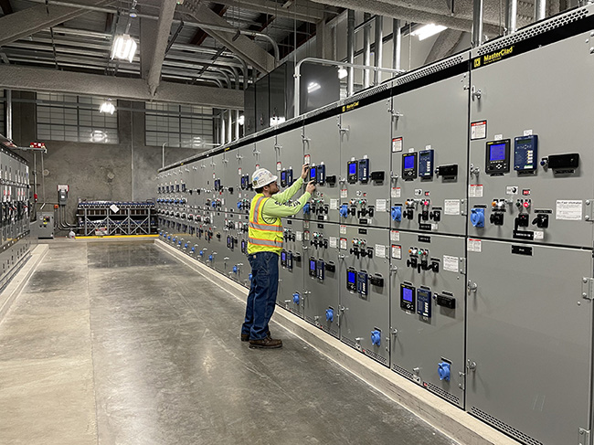 electrical testing for industrial switchgear
